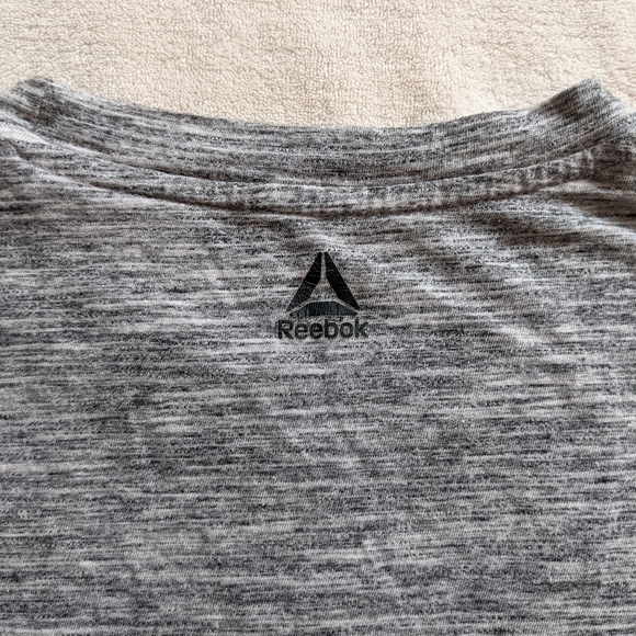 Reebok grey muscle tank - Picture 3 of 4